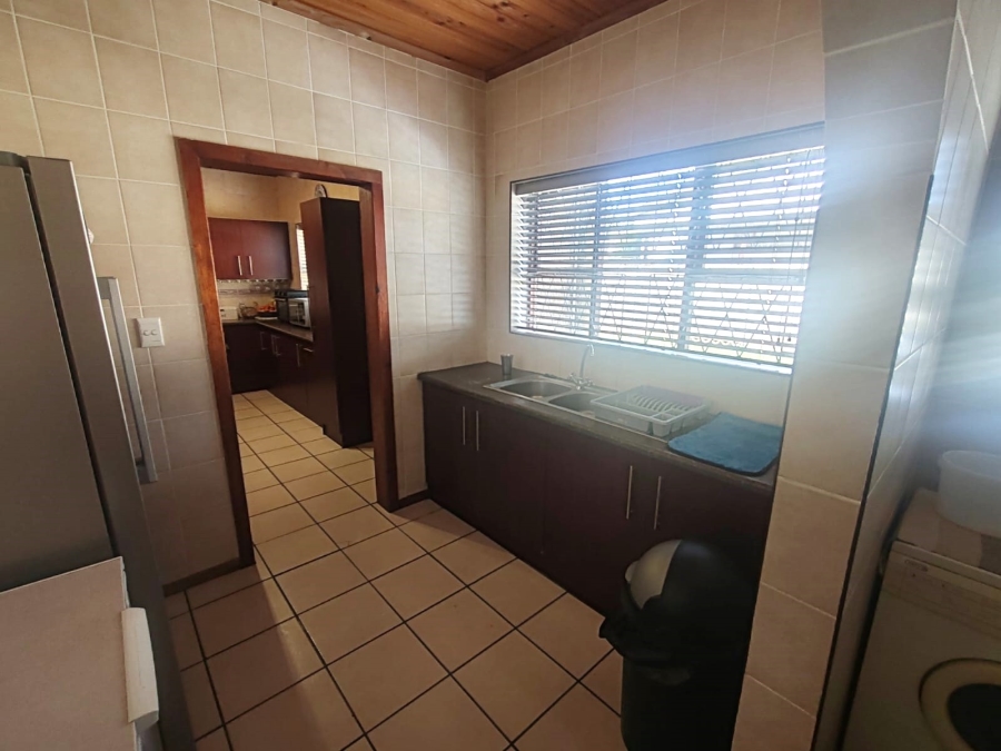 4 Bedroom Property for Sale in Heuwelkruin Eastern Cape